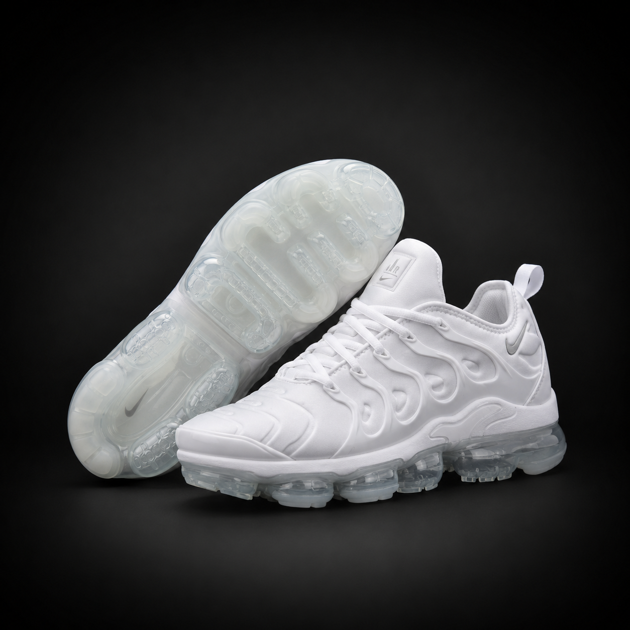 Nike Air VaporMax Plus Triple White