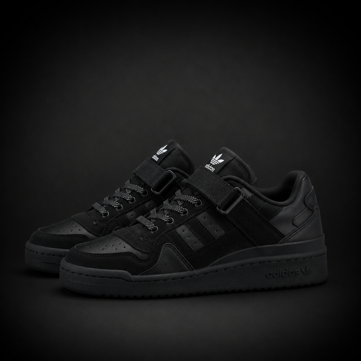 Adidas Forum Low Triple Black