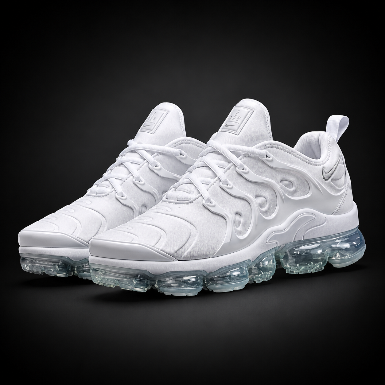 Nike Air VaporMax Plus Triple White